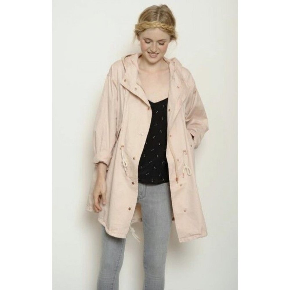 Des Petits Hauts Pink hooded jacket, gathered waist, rose gold buttons